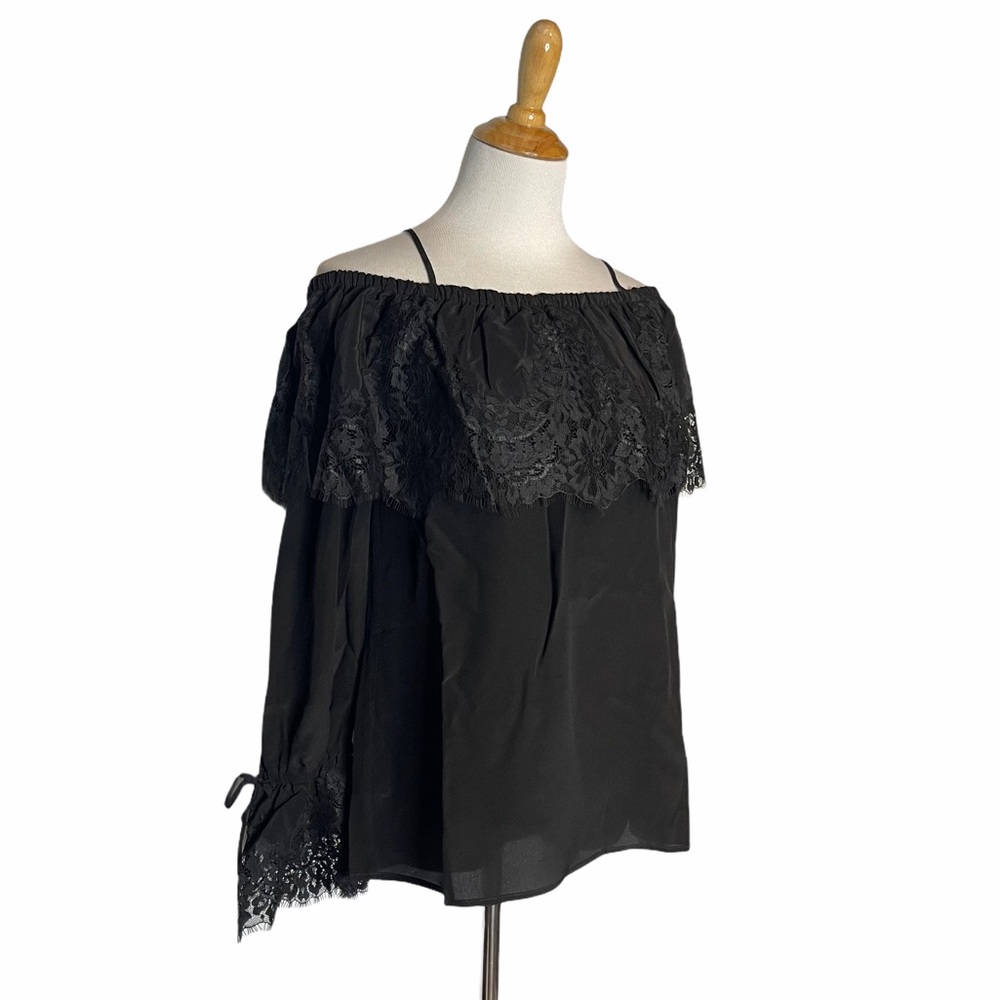 SALE Gold Hawk Cold- Shoulder Flounce Top NWT S - Picture 4 of 16